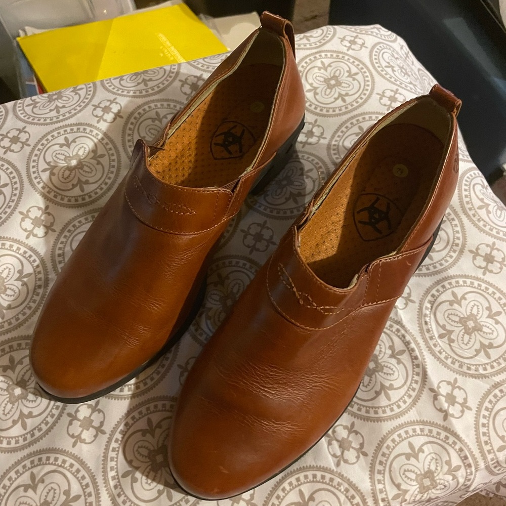 Women’s shoes,Ariat, brown